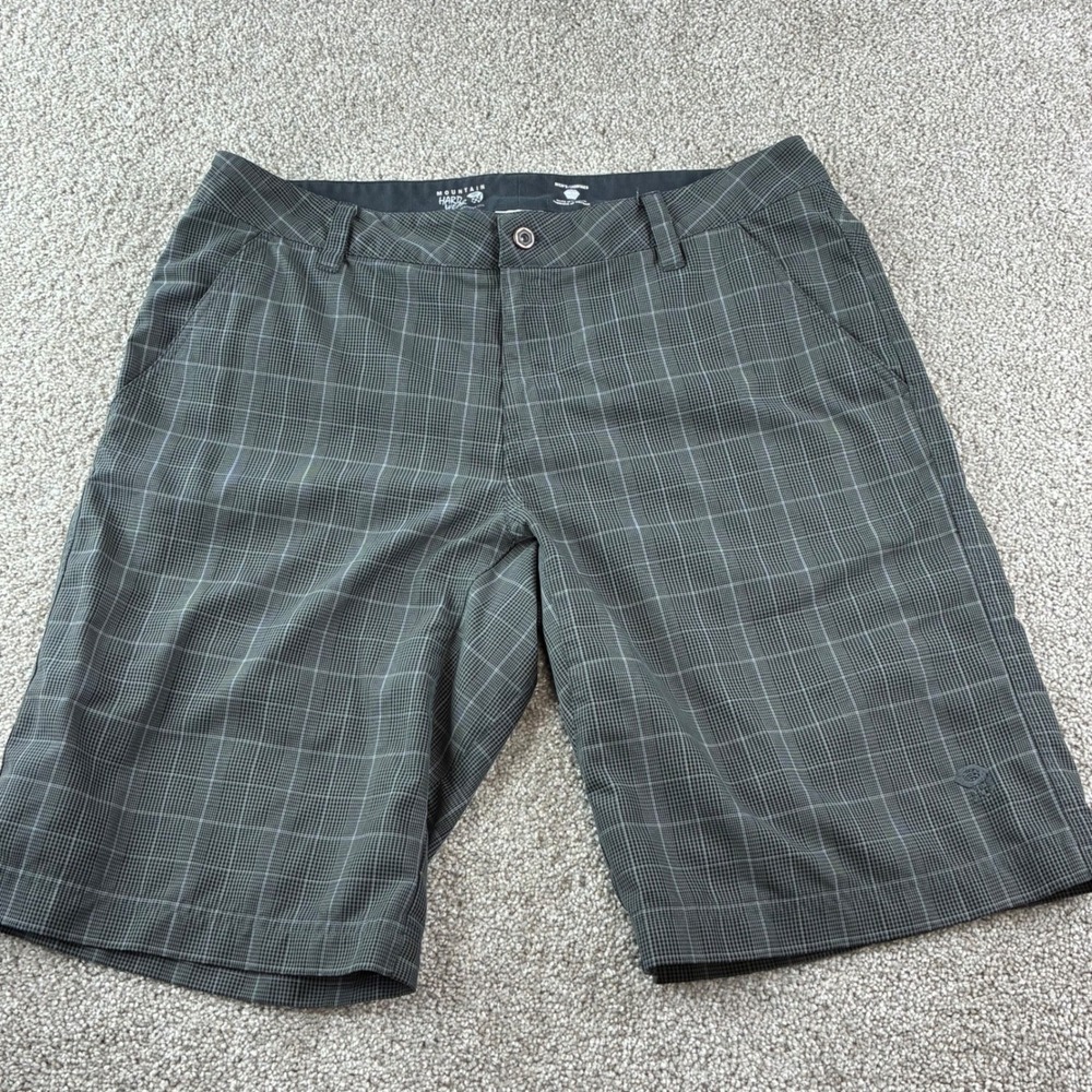 Mountain Hardwear Shorts Mens 36 Gray Plaid Golf Chino Gorpcore Microfiber Trail